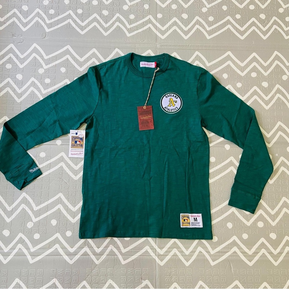 Mitchell and ness vintage Oakland A’s Athletics long sleeve shirt jersey